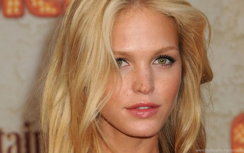 Erin Heatherton Wallpapers For PC