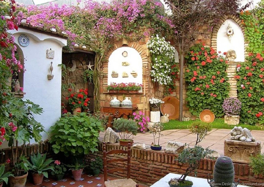 Cordoba S Secret Garden   (