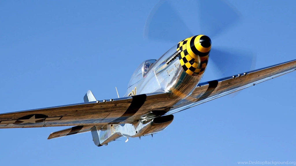 SuperHD.pics: P 51 Mustang Warbird Aircraft Desktop Bakcgrounds