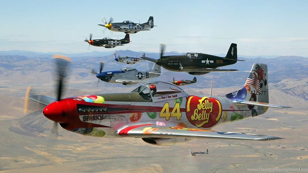 SuperHD.pics: P 51 Mustang Warbird Aircraft Desktop Bakcgrounds