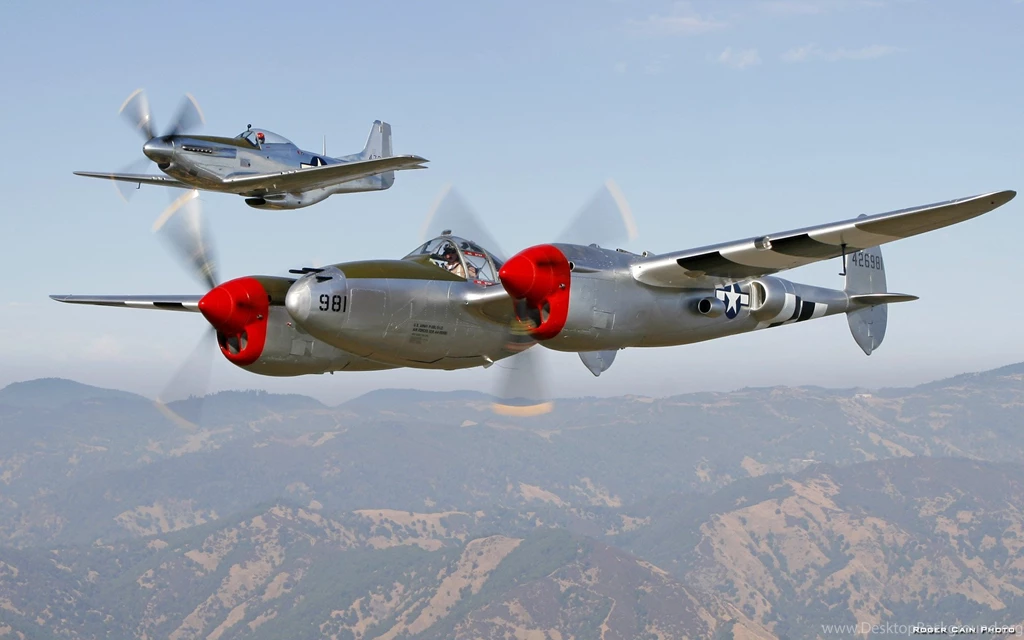 Aircraft Airplanes World War II P 38 Lightning P 51 Mustang ...