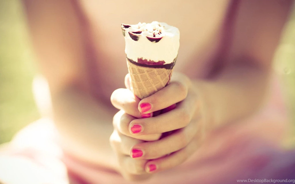 In Summer And Hot Temprature, An Ice Cream Is The Best Offer ...