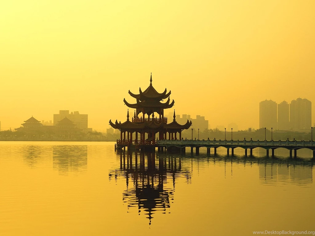 My Best Wallpapers: Lit Pagoda Wallpapers Wallpapers