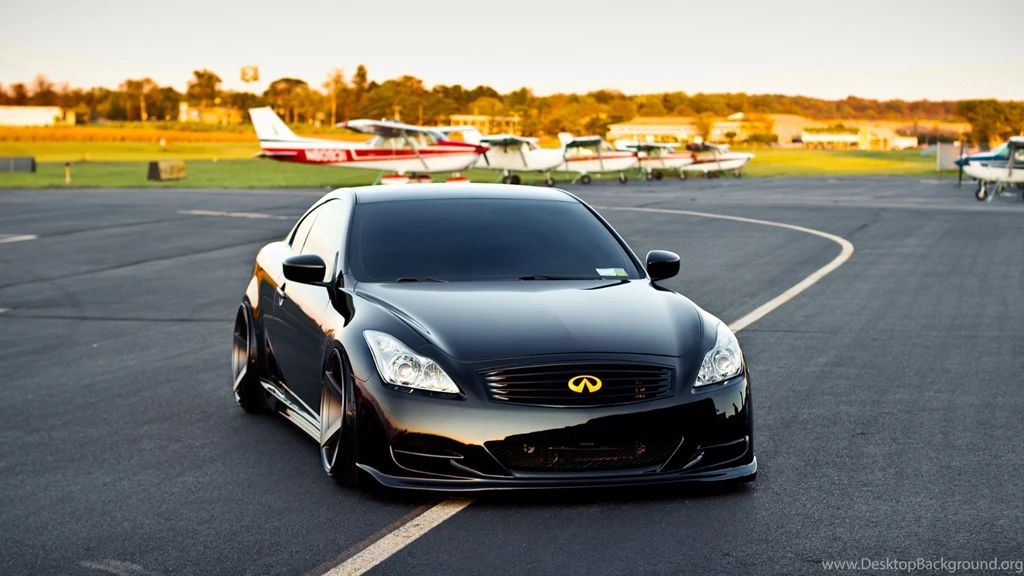 8 Infiniti G37 HD Wallpapers