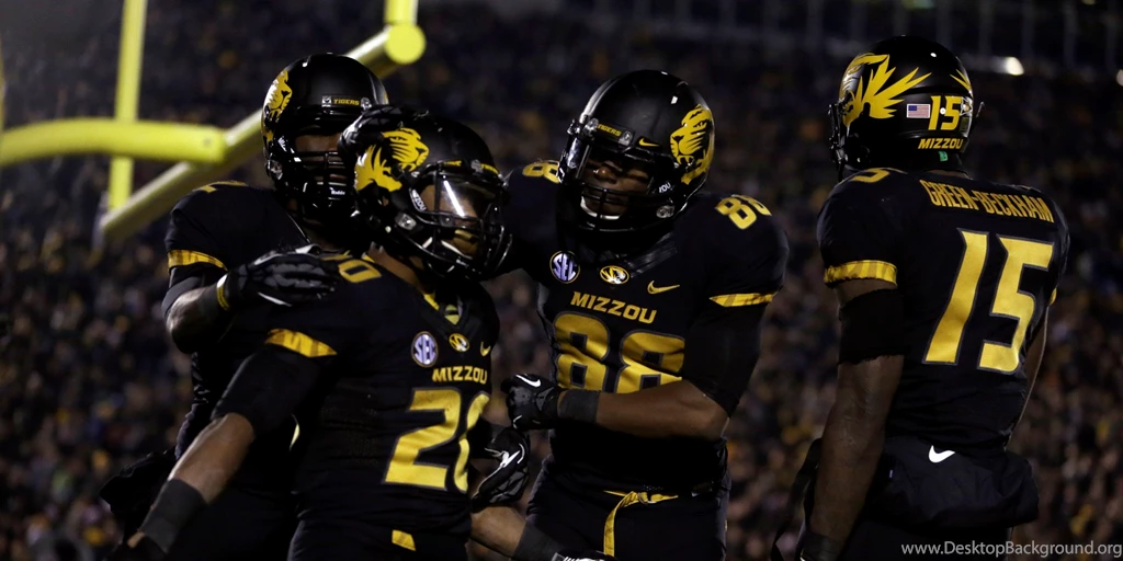 Displaying 16 Images For Mizzou Football Backgrounds