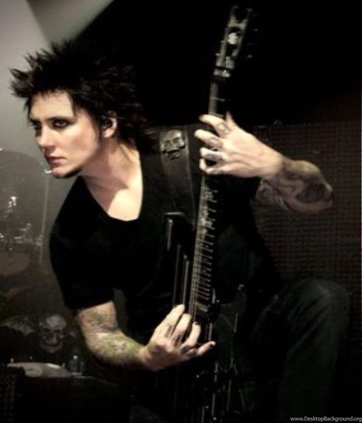 Synyster Gates A7X HD Wallpapers 2012