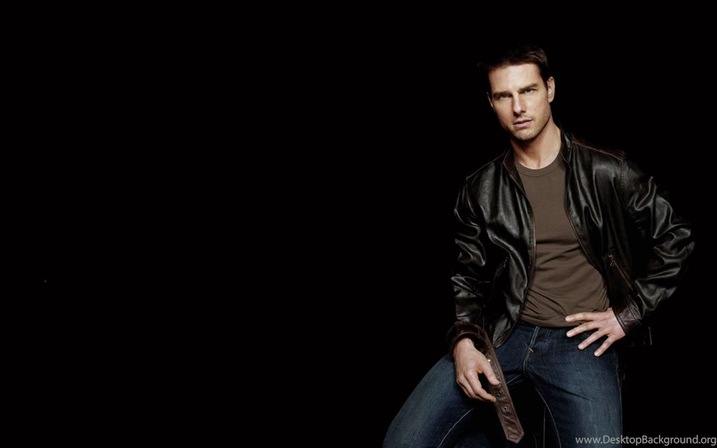 Tom Cruise Stylish Pose Wallpaper• PoPoPics.com