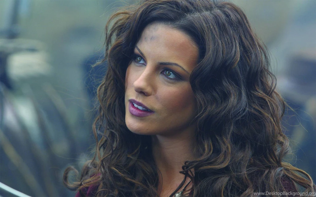 Kate Beckinsale Wallpapers [25]   (