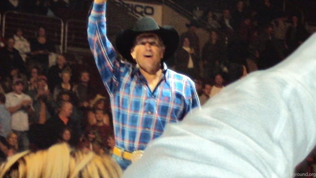 George Waiving Good Bye To Me (I Wish) George Strait Photo ...