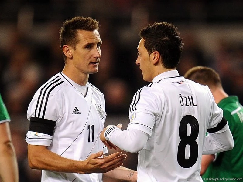Miroslav Klose Wallpapers 12, Football Wallpapers, Football Images ...