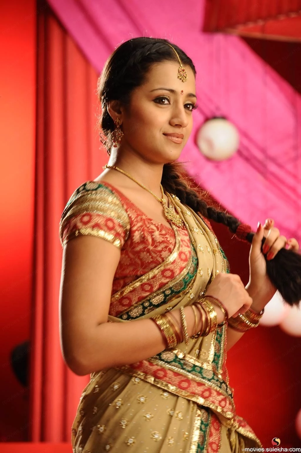 Trisha Wallpapers