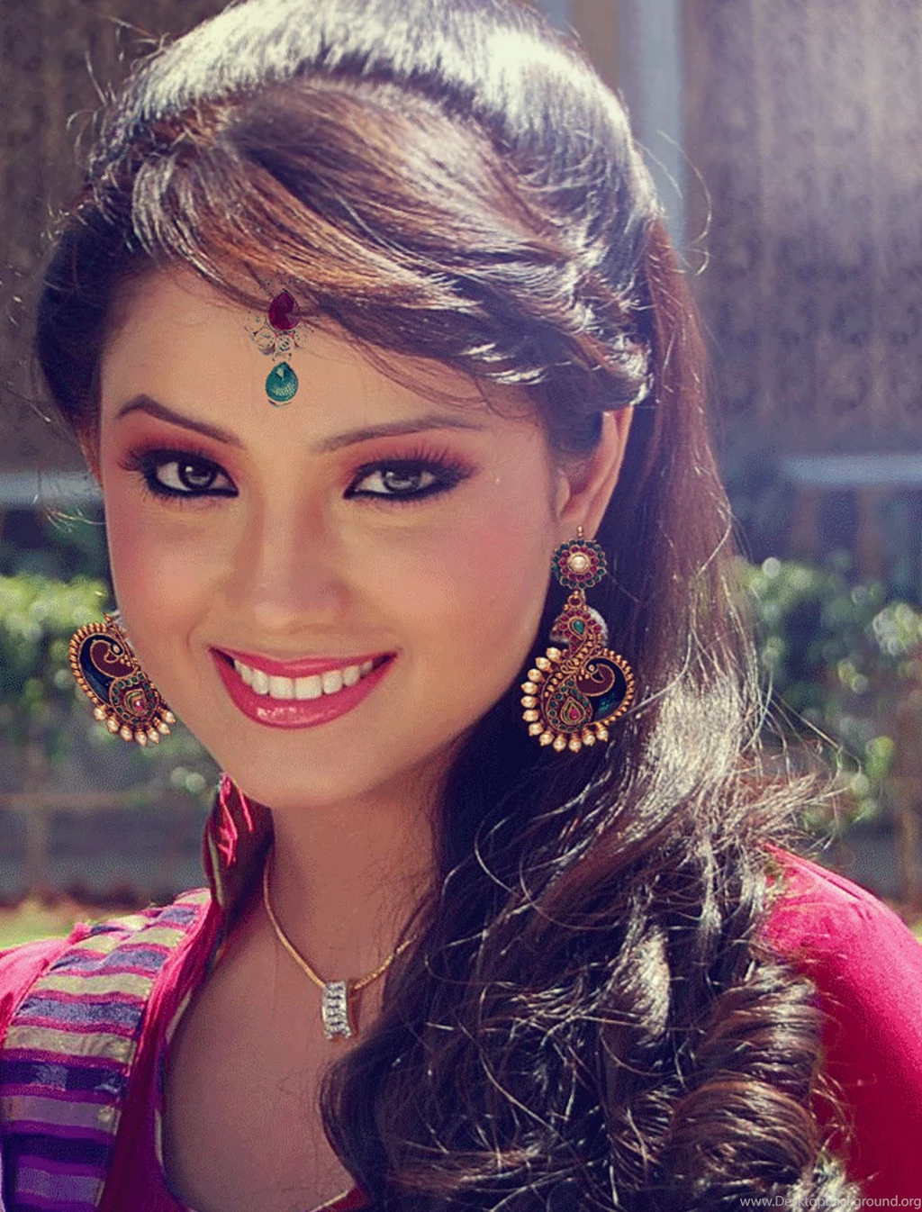 TV Actress Adaa Khan's 2016 Look! Eighteen Trends