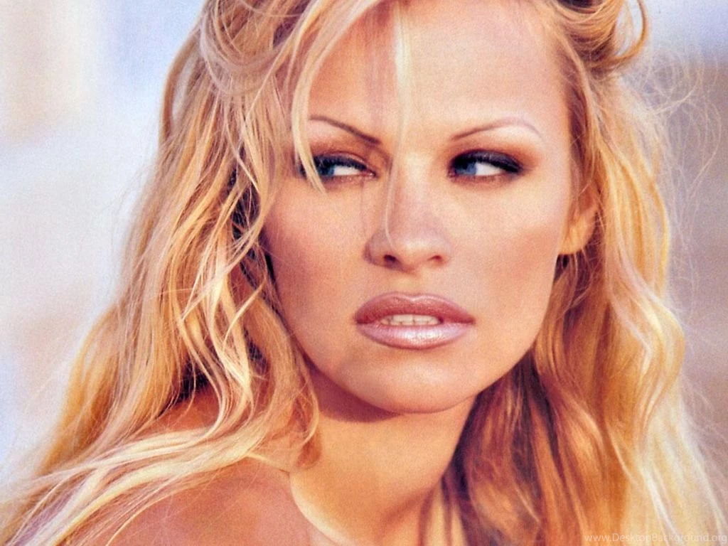 Pamela Anderson Photo, Pics, Wallpapers Photo