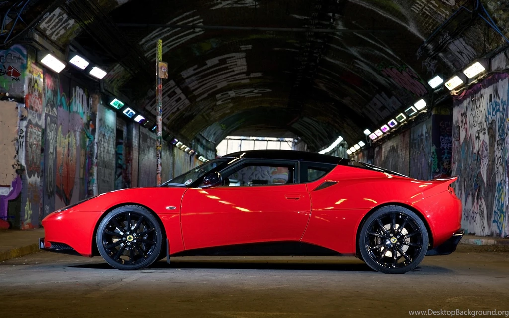 2013 Red Lotus Evora Sports Racer Wallpapers