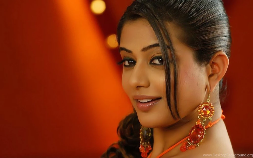 Priyamani HD Pics Download Free