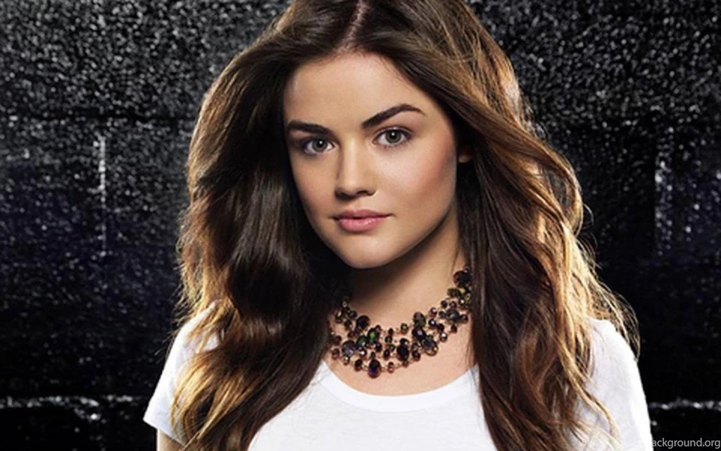LUCY HALE WALLPAPER   (