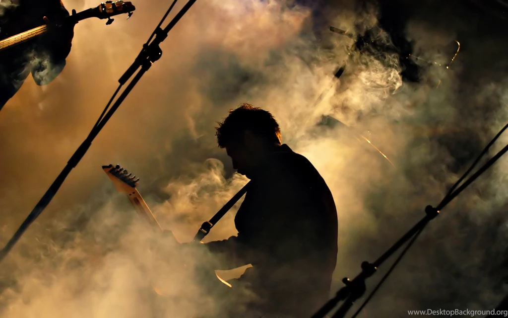 Desktop Wallpapers · Celebrities · Music · Rock Concert