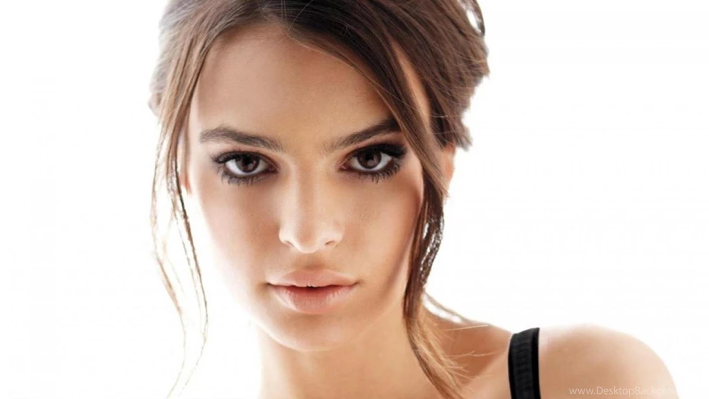 Selena Gomez Is PERFECT   Page 22