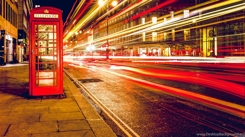 4K Red Telephone Booth Wallpapers