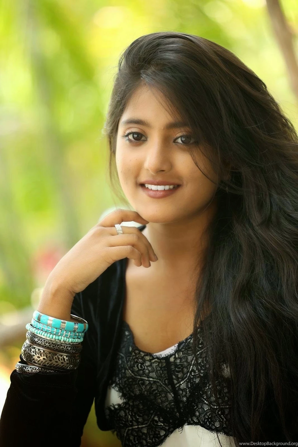 Ulka Gupta New HD Stills At Andhrapori Event Telugupeopleadda