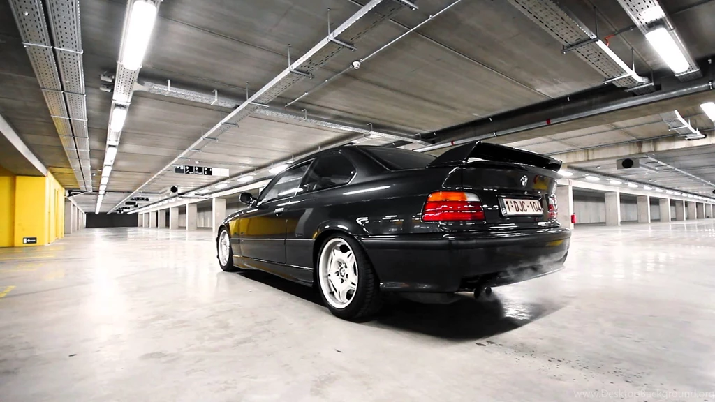 BMW E36 M3 Loud Revving And Burnout   YouTube