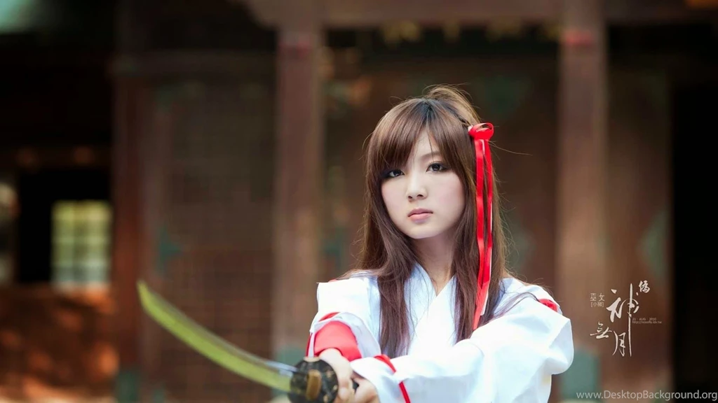 Download Beautiful Japanese Girls Wallpapers