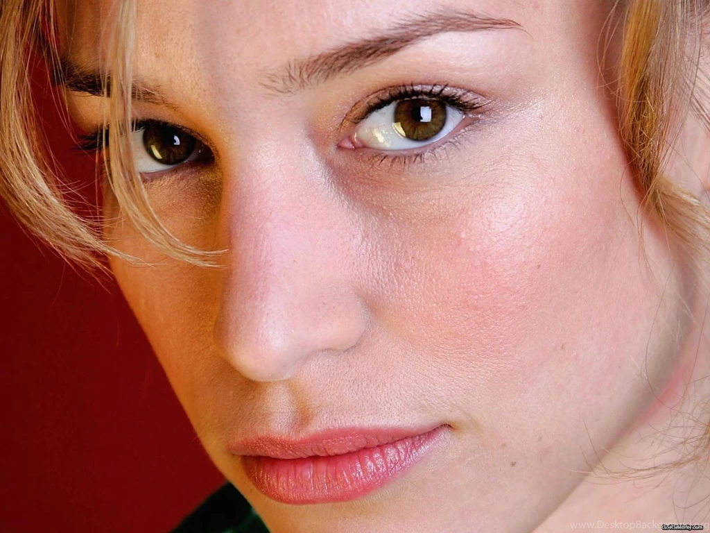 Piper Perabo Wallpapers