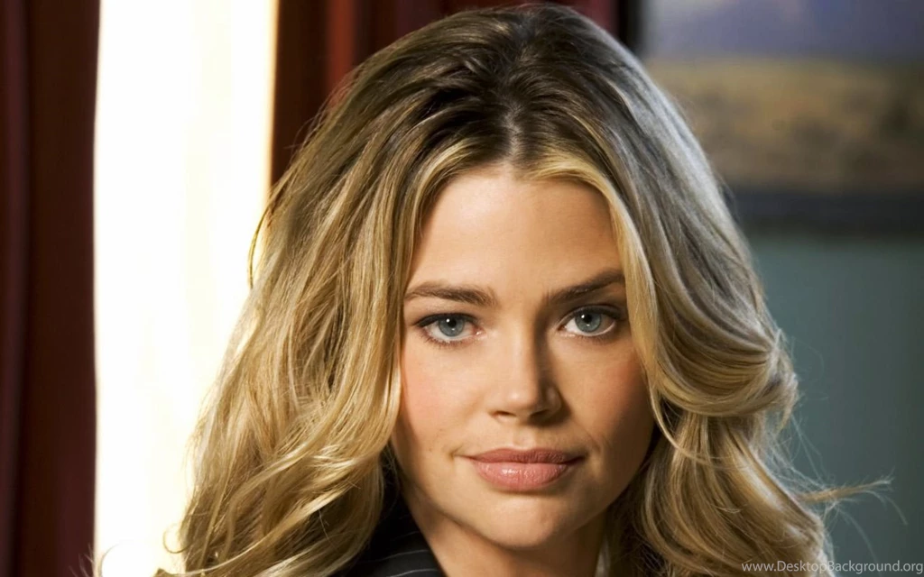 Wonderful Denise Richards Wallpapers