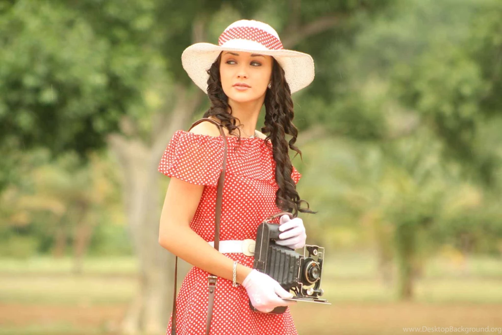 Amy Jackson South Actress Hd Wallpapers