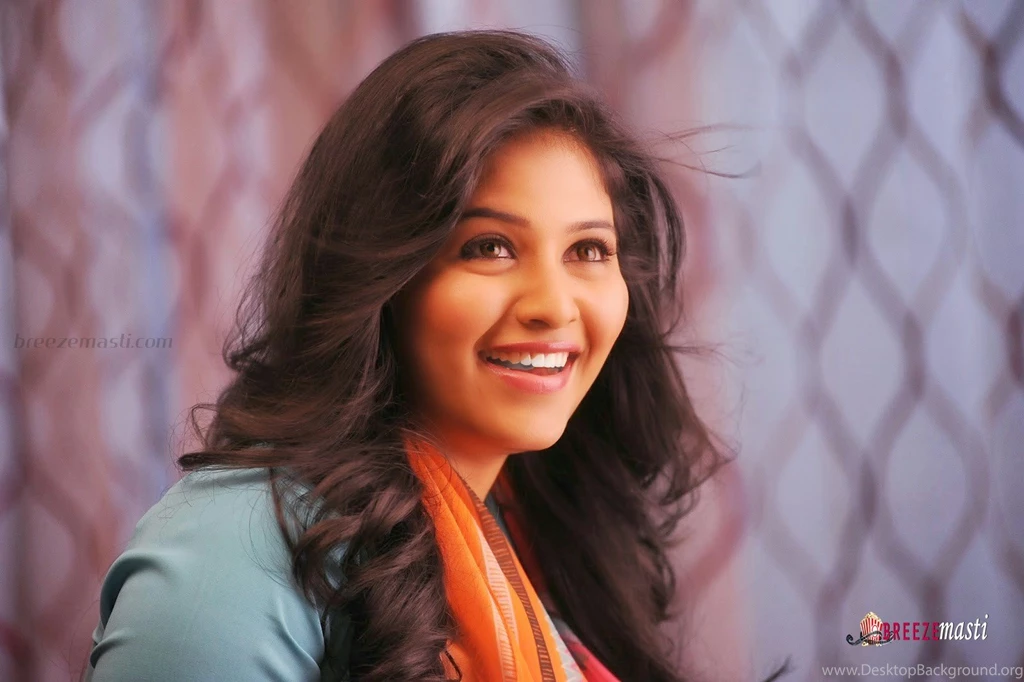 Aanjali South Actress HD Wallpapers Download