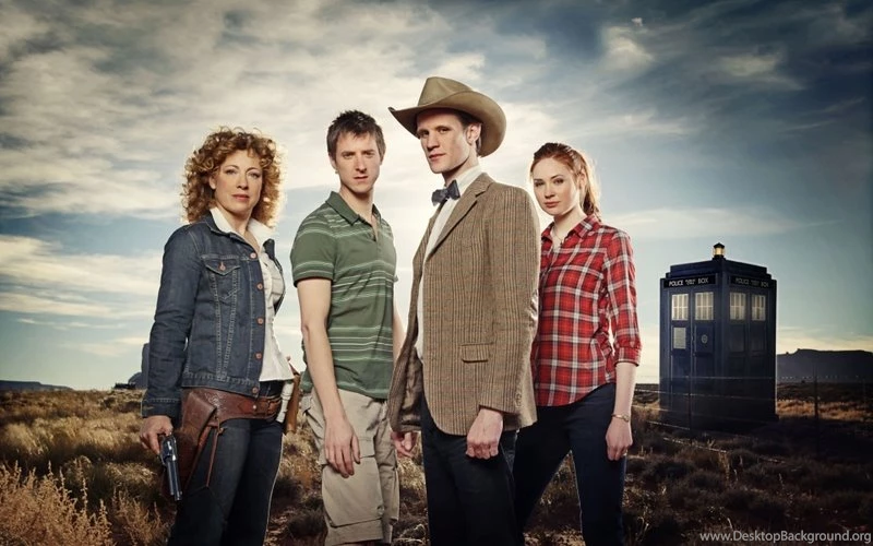 Tardis Matt Smith Karen Gillan Amy Pond Eleventh Doctor Doctor Who ...