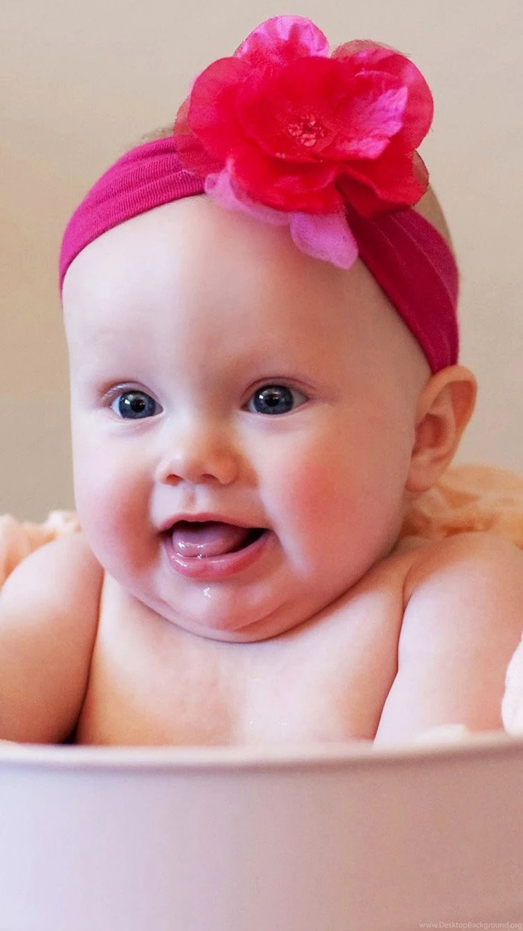 Cutest Baby Girl iPhone 6 Wallpapers