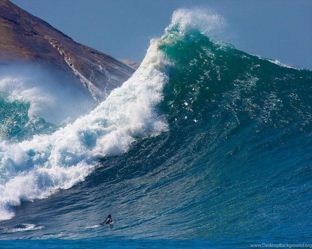 Decamp Triangle Wave Wallpapers