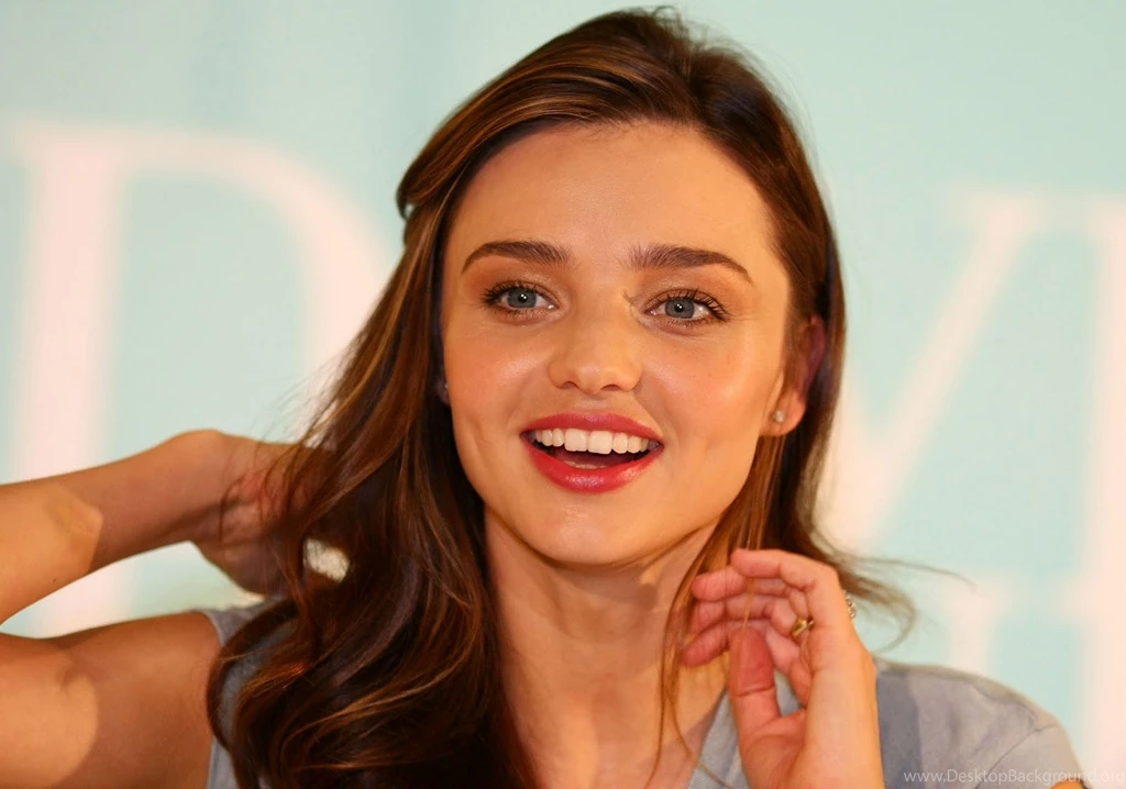 Beautiful Miranda Kerr Promotes Skin Care Range