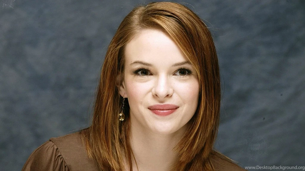 Danielle Panabaker Wallpaper.