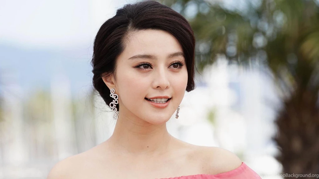 Desktop Backgrounds Fan Bingbing With Cute Smile HD Photos   Free ...