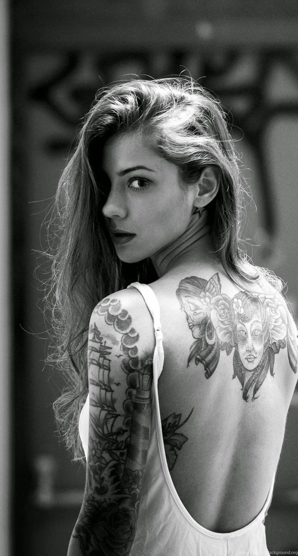 Beautiful Girl Tattooed Back iPhone 6 Plus HD Wallpapers / IPod ...
