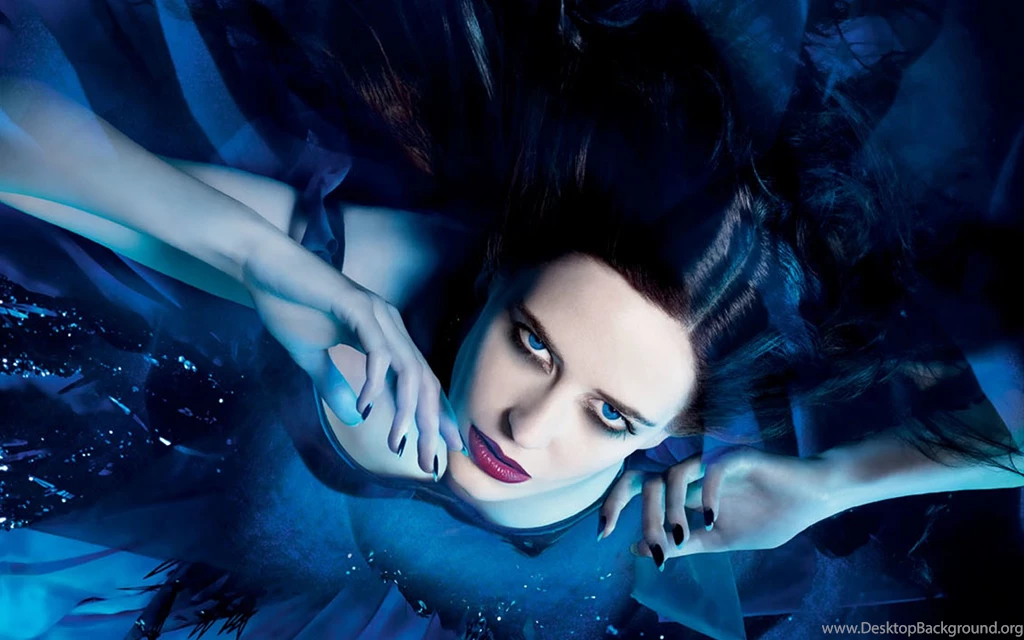 Gorgeous Eva Green Wallpapers