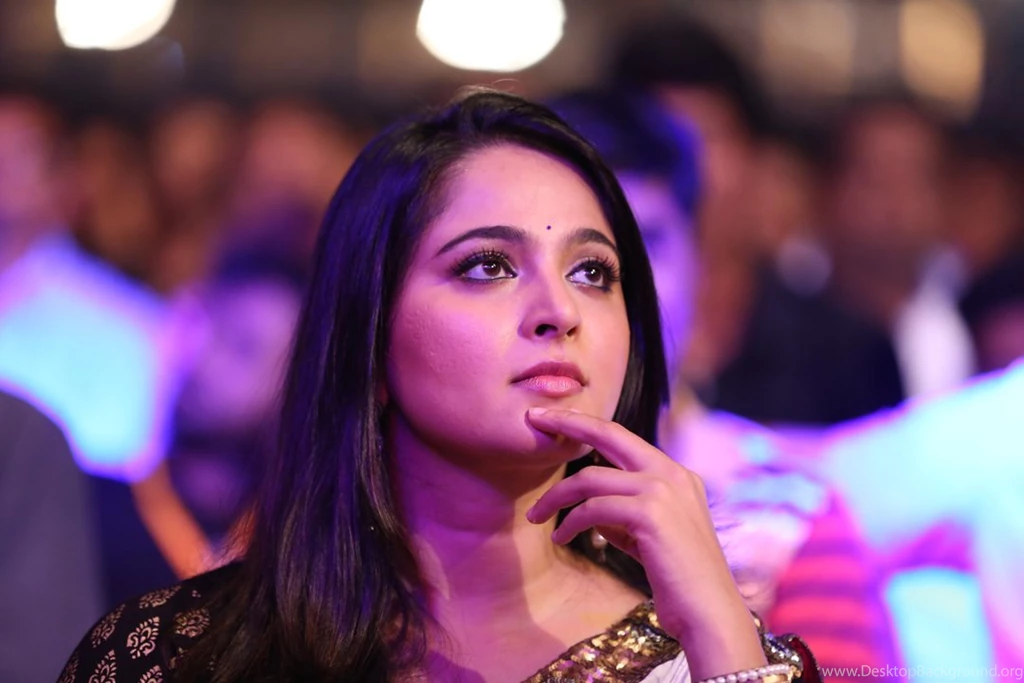 Anushka Shetty HD Images At Baahubali Audio Launch Telugupeopleadda