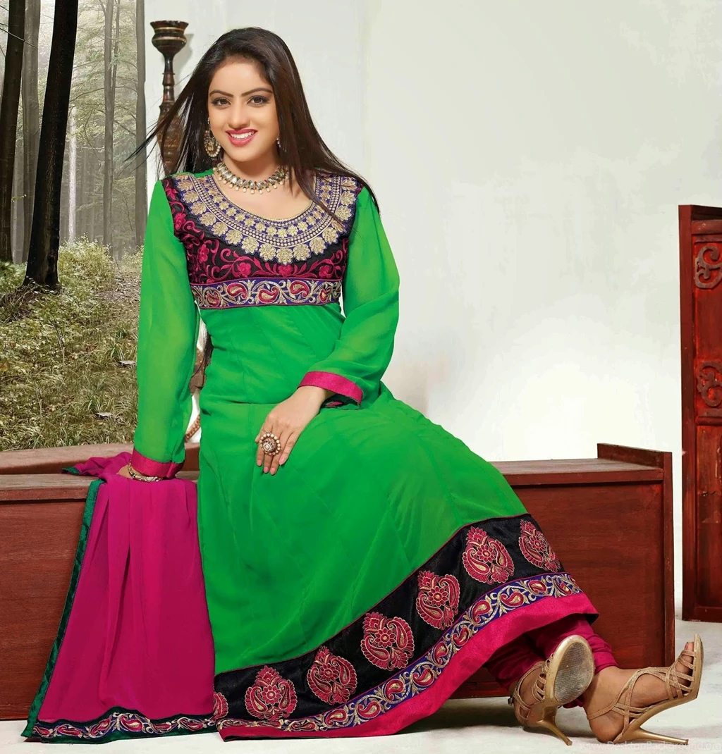 All 4u Wallpaper: Deepika Singh 4u HD Wallpapers