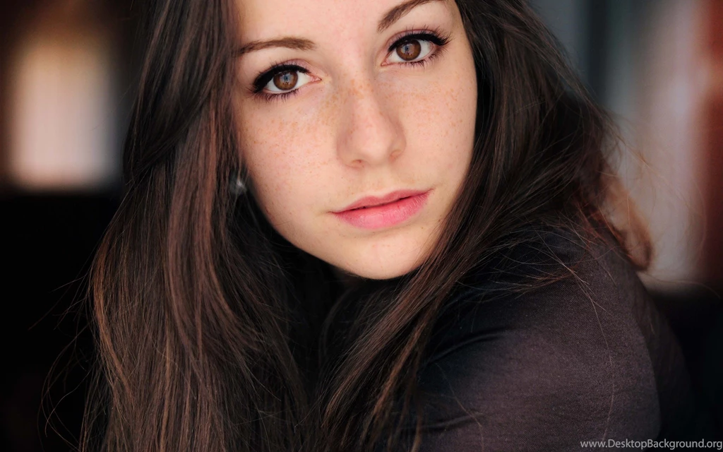 Lily Pretty Girl Wallpapers