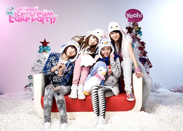 Pictures & Wallpapers Of 2ne1 From Baskin Robins