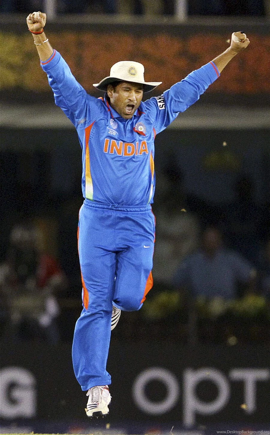 Cricket Photos