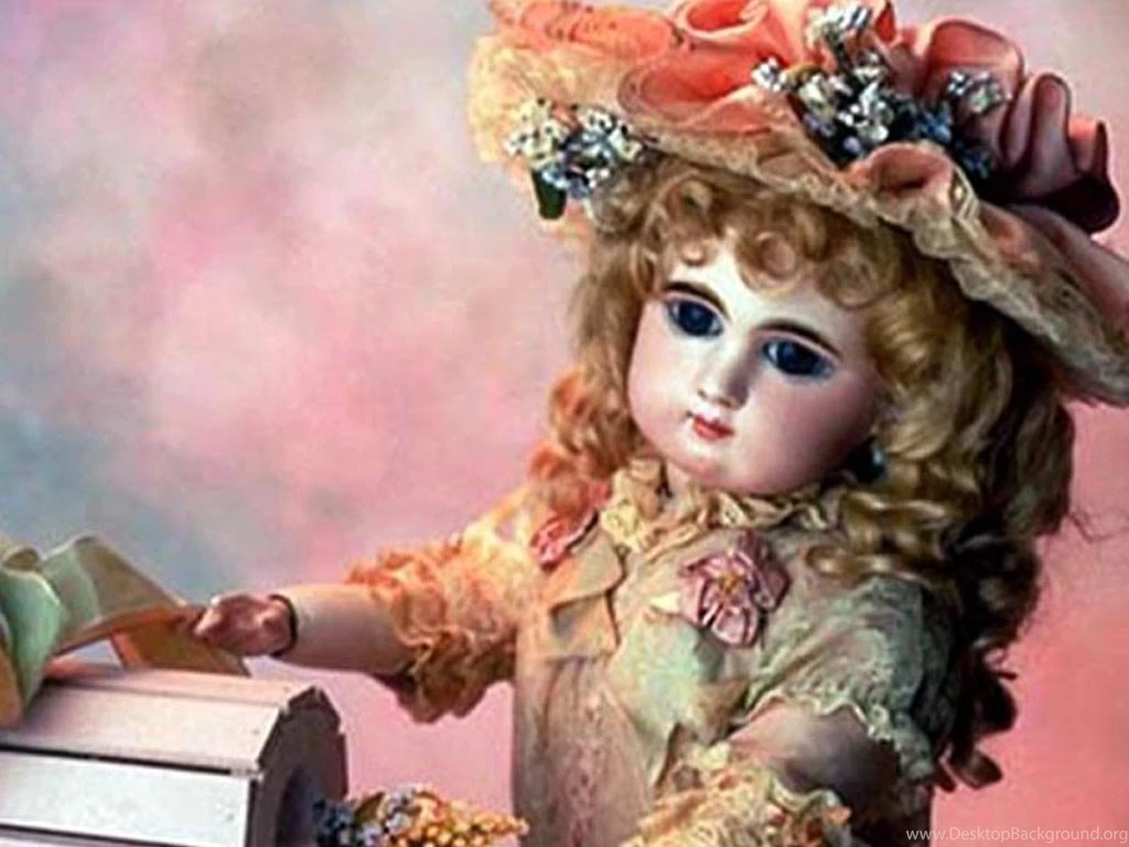 Dolls Wallpapers