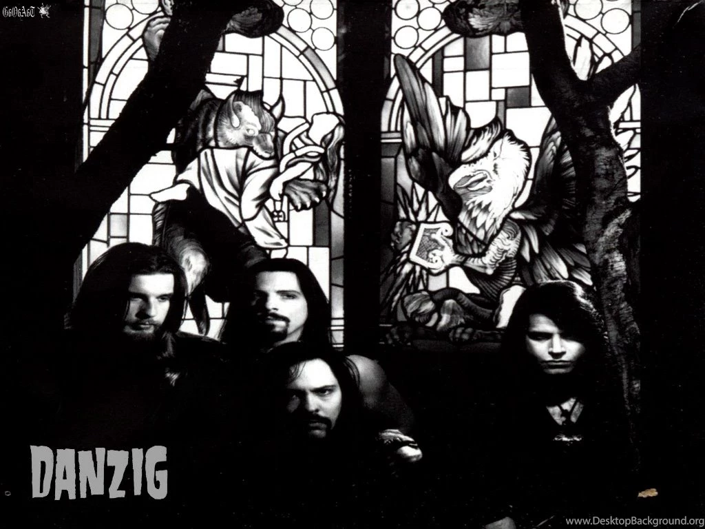 DANZIG BANDSWALLPAPERS