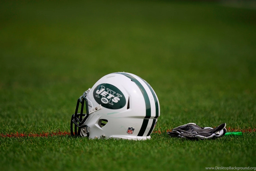 HD New York Jets Helmet On The Field Wallpapers Ultra HD Full Size ...