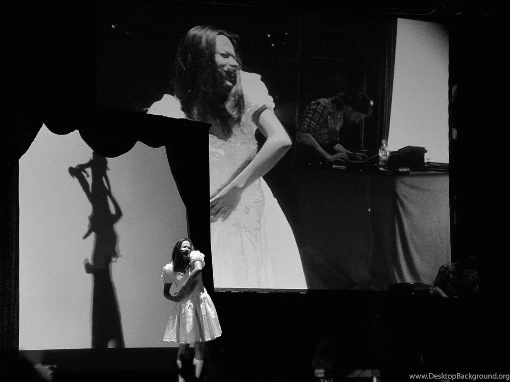 Cabaret, Aphex Twin Flat eFlat e