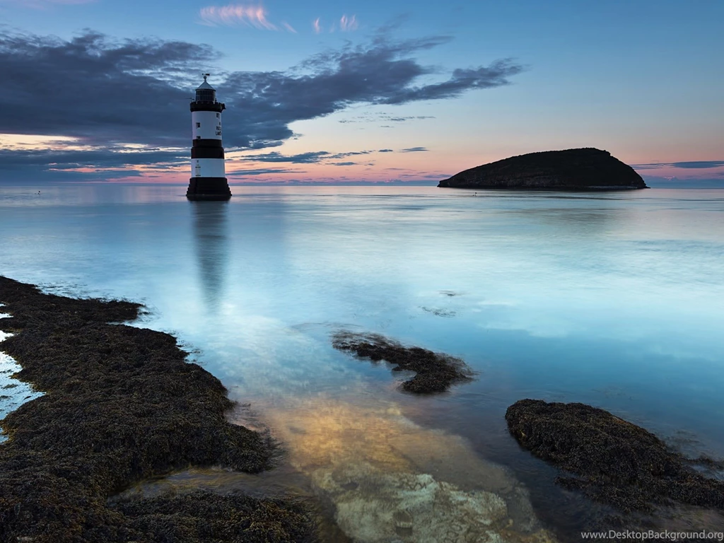 British North Wales Brougham Lighthouse Wallpapers 1600x1200 ...