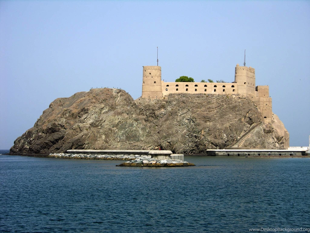 Muscat 02 Muscat 01 Long View