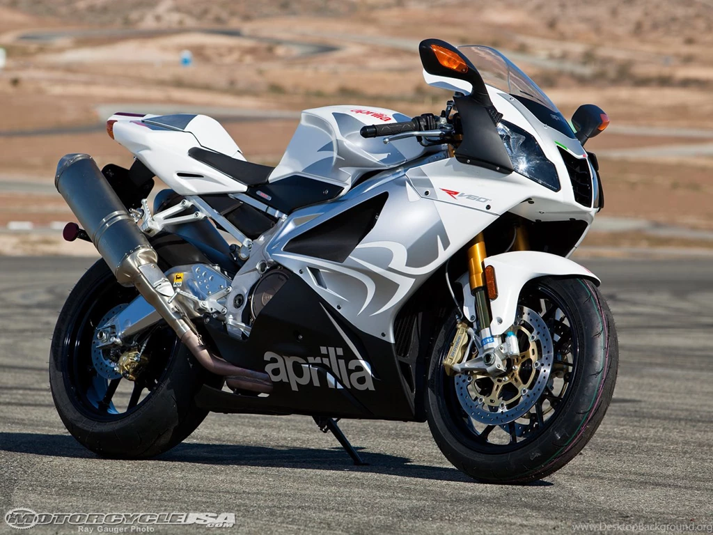 Aprilia RSV 1000 R Wallpapers